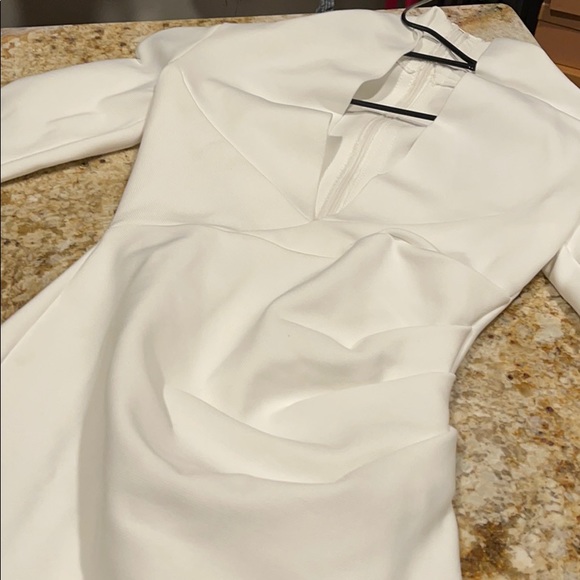 Dress - Picture 3 of 3